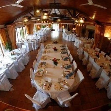 Le Ratelier Hotel Montaigut-sur-Save Bagian luar foto