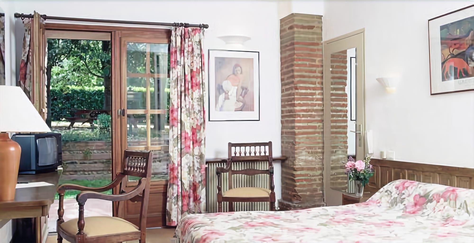 Le Ratelier Hotel Montaigut-sur-Save Bagian luar foto
