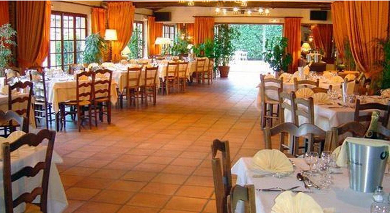 Le Ratelier Hotel Montaigut-sur-Save Bagian luar foto