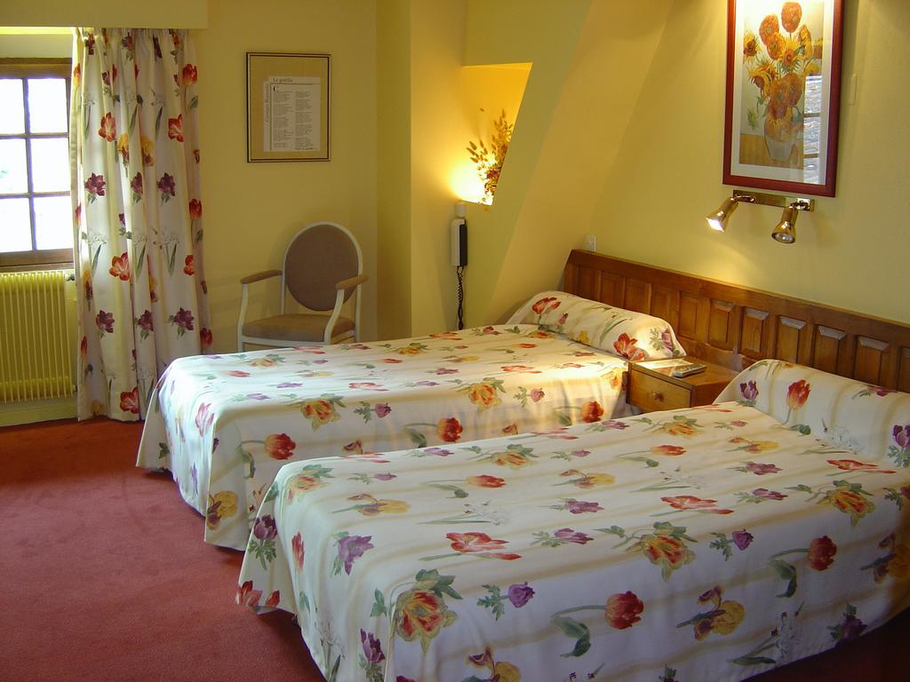 Le Ratelier Hotel Montaigut-sur-Save Bagian luar foto